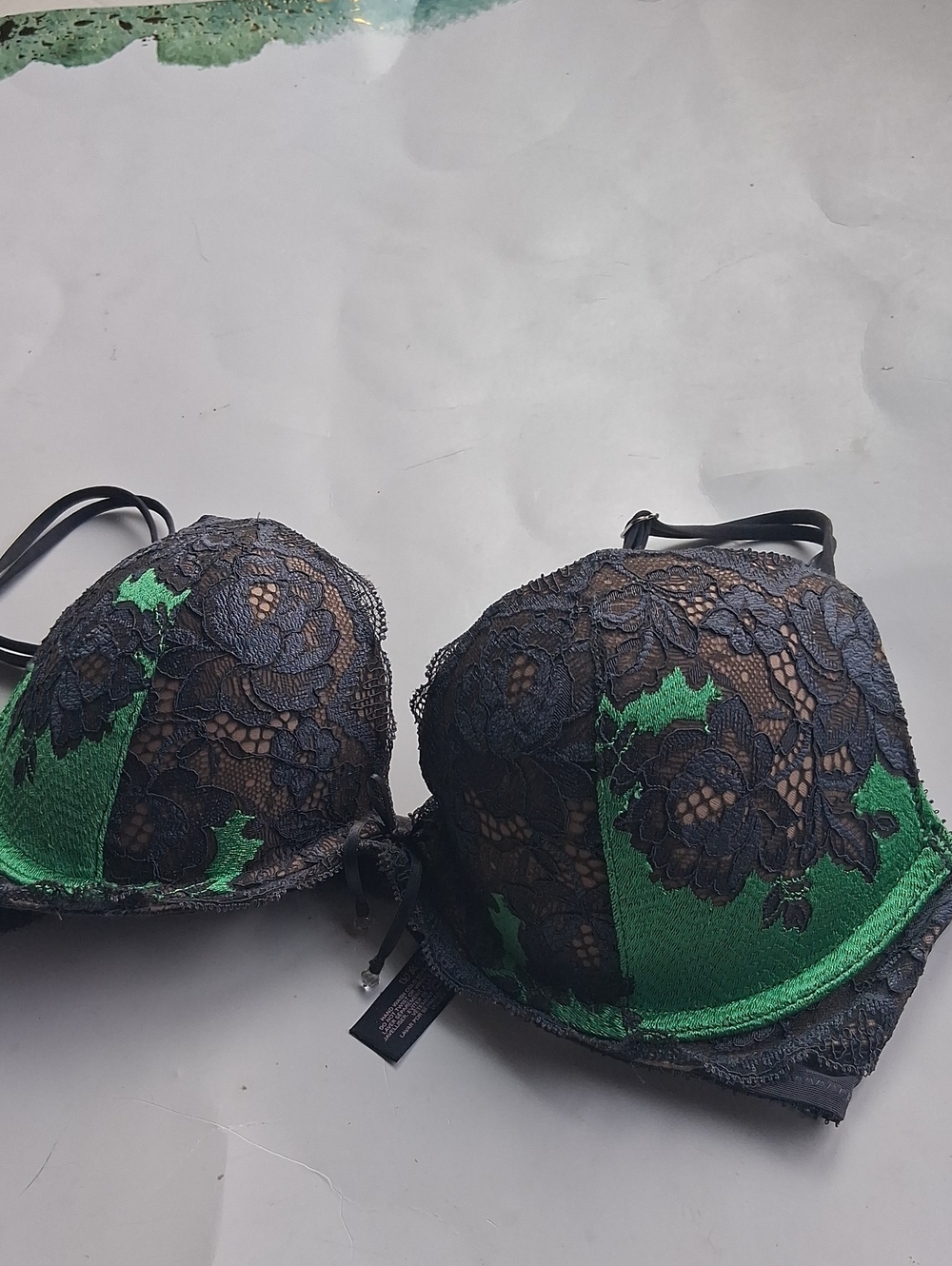 Victoria's secret bra lace padded push-up bra